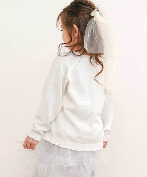 SLAP SLIP（スラップスリップ）の「ジュエル風ボタン縁スカラップニットカーディガン(90~130cm)（カーディガン/ボレロ・キッズ・レッド/オフホワイト・90cm/110cm/100cm/120cm/130cm）」の13枚目の写真