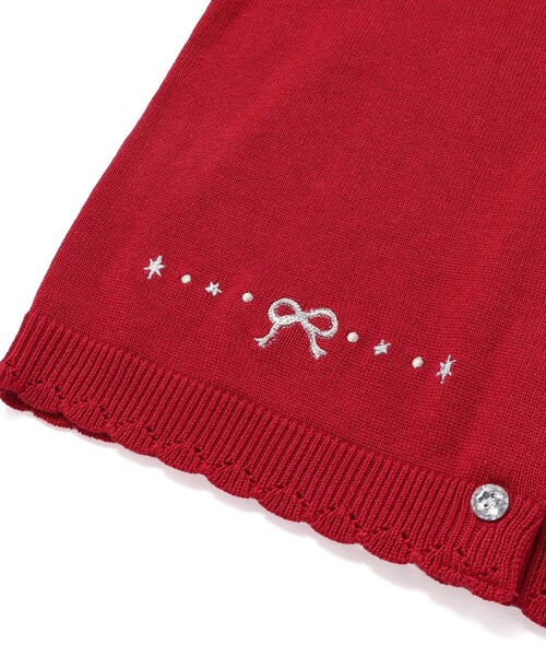 SLAP SLIP（スラップスリップ）の「ジュエル風ボタン縁スカラップニットカーディガン(90~130cm)（カーディガン/ボレロ・キッズ・レッド/オフホワイト・90cm/110cm/100cm/120cm/130cm）」の5枚目の写真