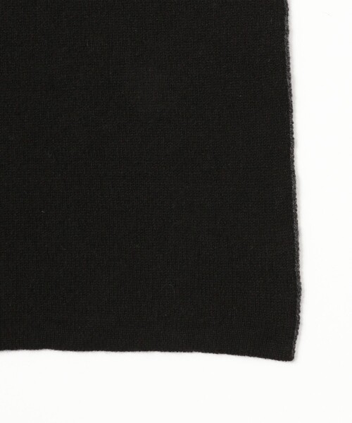 Johnstons of Elgin（ジョンストンズオブエルガン）の「Johnstons of Elgin / リバーシブル ニット ストール（ストール/ショール・レディース・ブラック/ブラウン系その他4・ONE SIZE）」の5枚目の写真