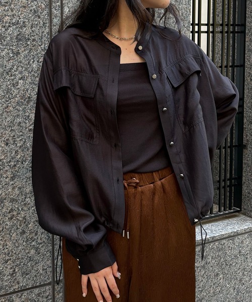 &g'aime（アンジェム）の「【&g'aime】シャーリングシアーシャツ　Shirred Sheer Shirt（シャツ/ブラウス・レディース・ライトグリーン/ブラック/ライトグレー・FREE）」の2枚目の写真