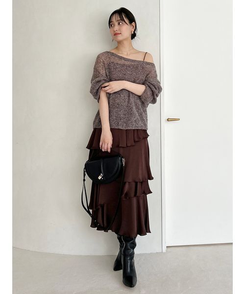 SNIDEL（スナイデル）の「サテンナローティアードスカート（スカート・レディース・ブラウン/ブルー/アイボリー・1/0）」の5枚目の写真