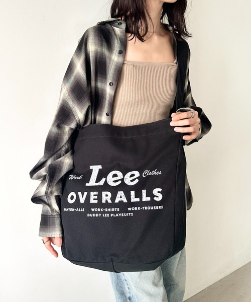 Lee（リー）の「Lee/リー BIG ニュースペーパーバッグ/ポストマン/ショルダーバッグ/かすれプリント（ショルダーバッグ・レディース・オフホワイト/ブラック・FREE）」の2枚目の写真