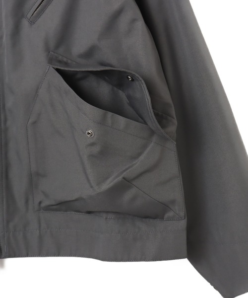 atmos(アトモス)の「atmos Nylon OX Work Jacket / アトモス ナイロン オーエクス ワーク ジャケット(その他アウター・メンズ・ブラック/ベージュ・M/L/XL)」の7枚目の写真