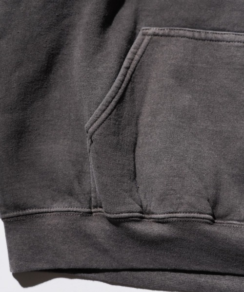 TOWNCRAFT（タウンクラフト）の「TOWN CRAFT タウンクラフト / 90S PIGMENT PULL HOODIE（パーカー・メンズ・ピンク/ネイビー/パープル/ブラック/ブルーグレー/オリーブ/エメラルド/ライトブルー/グレー/ターコイズブルー・MEDIUM/X-LARGE/XX-LARGE/LARGE）」の18枚目の写真