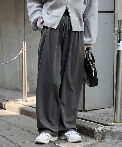 MONO-MART（モノマート）の「＜アンチピリング/ウォッシャブル＞ヴィンテージライク ピグメントダンボールカーブパンツ（その他パンツ・レディース・オフホワイト/グレー/ネイビー/ブラック/チャコールグレー・M/S/L）」の6枚目の写真