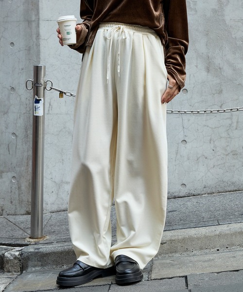 MONO-MART（モノマート）の「＜アンチピリング/ウォッシャブル＞ヴィンテージライク ピグメントダンボールカーブパンツ（その他パンツ・レディース・オフホワイト/グレー/ネイビー/ブラック/チャコールグレー・M/S/L）」の20枚目の写真