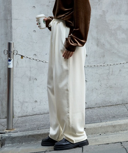 MONO-MART（モノマート）の「＜アンチピリング/ウォッシャブル＞ヴィンテージライク ピグメントダンボールカーブパンツ（その他パンツ・レディース・オフホワイト/グレー/ネイビー/ブラック/チャコールグレー・M/S/L）」の21枚目の写真