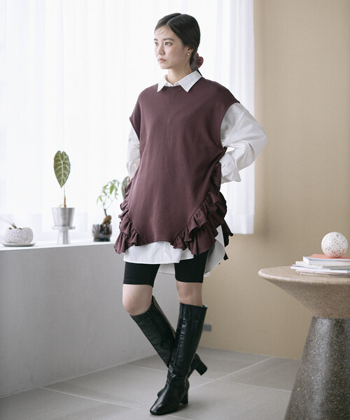 Firsthand(ファーストハンド)の「Firsthand/ファーストハンド オーガニックコットン 裾フリルトップス / リラックスフィット / 裏毛スウェット / ベスト(ベスト・レディース・ブラウン/グレー/ブラック・ONE SIZE)」の11枚目の写真