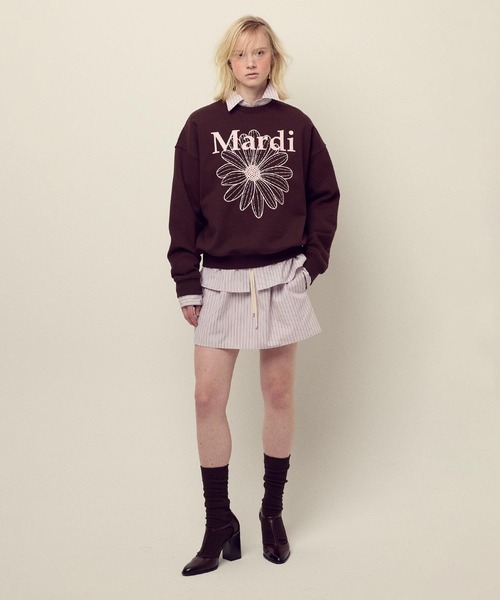 Mardi Mercredi(マルディメクルディ)の「SWEATSHIRT FLOWERMARDI / スウェットシャツ フラワーマルディ(スウェット・レディース・チャコールグレー/ブラウン/ネイビー/ブラック×ベージュ/ブラウン系その他/オートミール/ブラック×パープル/アッシュブラウン・FREE)」の19枚目の写真