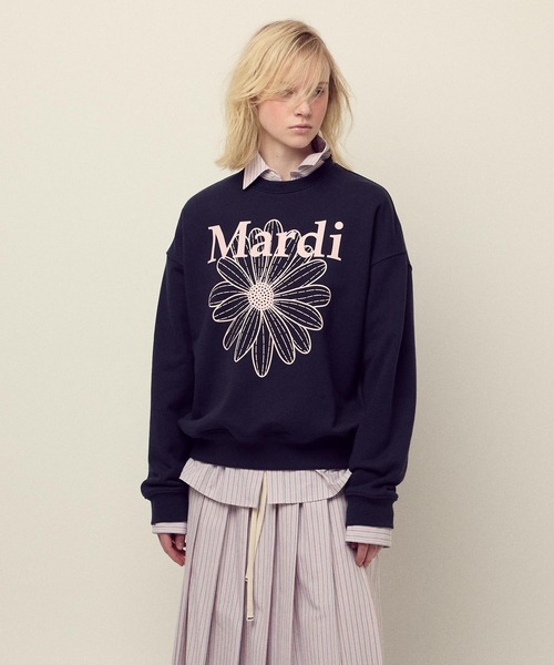 Mardi Mercredi(マルディメクルディ)の「SWEATSHIRT FLOWERMARDI / スウェットシャツ フラワーマルディ(スウェット・レディース・チャコールグレー/ブラウン/ネイビー/ブラック×ベージュ/ブラウン系その他/オートミール/ブラック×パープル/アッシュブラウン・FREE)」の10枚目の写真
