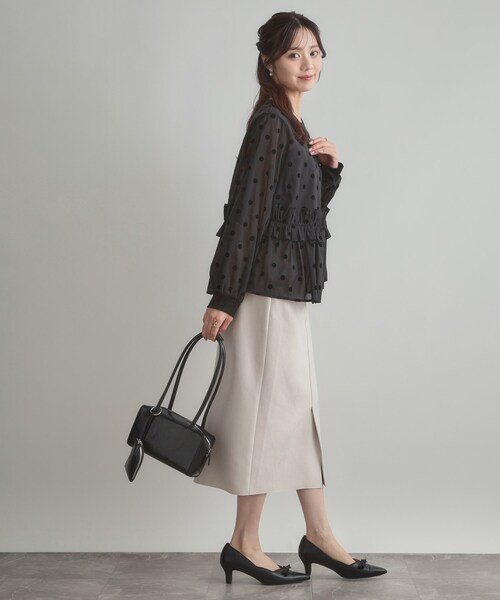 couture brooch(クチュールブローチ)の「フロッキードットペプラムブラウス(シャツ/ブラウス・レディース・ブラウン系その他2/ブラック系・38/40)」の6枚目の写真