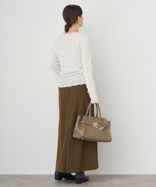 IENA(イエナ)の「リーフレース ボトルネックプルオーバー(Tシャツ/カットソー・レディース・アイボリー/ブラック・FREE)」の12枚目の写真