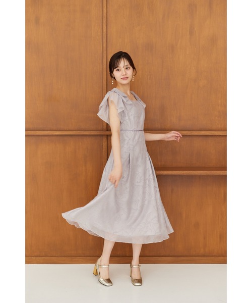 tocco closet（トッコ　クローゼット）の「リボンラッフルスリーブラインフロッキーフラワーワンピース（ワンピース・レディース・ブラック/ラベンダー・M）」の18枚目の写真