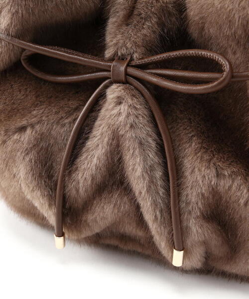 NATURAL BEAUTY BASIC（ナチュラルビューティーベーシック）の「◇フェイクミンクラウンドバッグ（ハンドバッグ・レディース・オフホワイト/ブラウン・ﾌﾘ-）」の11枚目の写真
