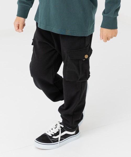 chil2(チルツー)の「裏毛カーゴパンツ(スウェットパンツ・キッズ・ブラック/カーキ/ブラウン/ネイビー・100cm/110cm/120cm/130cm/140cm/150cm)」の1枚目の写真