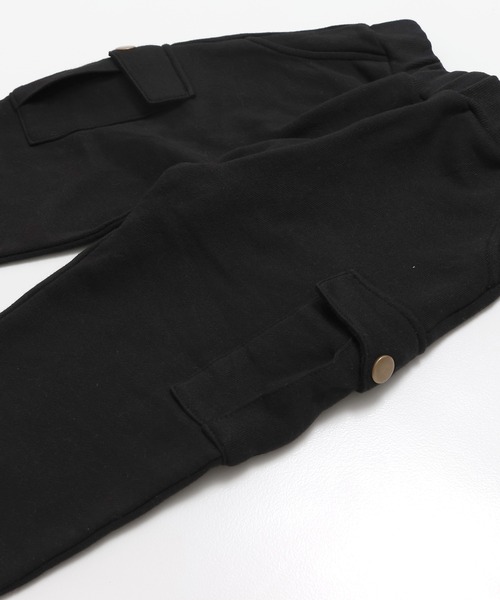 chil2(チルツー)の「裏毛カーゴパンツ(スウェットパンツ・キッズ・ブラック/カーキ/ブラウン/ネイビー・100cm/110cm/120cm/130cm/140cm/150cm)」の15枚目の写真