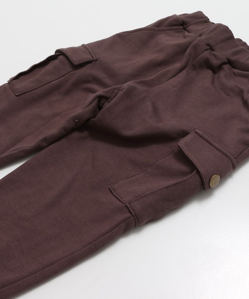 chil2(チルツー)の「裏毛カーゴパンツ(スウェットパンツ・キッズ・ブラック/カーキ/ブラウン/ネイビー・100cm/110cm/120cm/130cm/140cm/150cm)」の17枚目の写真