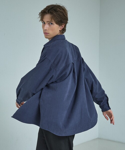 ABAHOUSE(アバハウス)の「スエードタッチ オーバーサイズ レギュラーカラーシャツ(シャツ/ブラウス・メンズ・ダークブラウン/ネイビー/ライトブルー/アイボリー・48/46)」の7枚目の写真