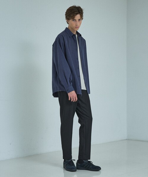 ABAHOUSE(アバハウス)の「スエードタッチ オーバーサイズ レギュラーカラーシャツ(シャツ/ブラウス・メンズ・ダークブラウン/ネイビー/ライトブルー/アイボリー・48/46)」の9枚目の写真