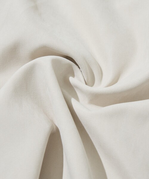 ABAHOUSE(アバハウス)の「スエードタッチ オーバーサイズ レギュラーカラーシャツ(シャツ/ブラウス・メンズ・ダークブラウン/ネイビー/ライトブルー/アイボリー・48/46)」の10枚目の写真