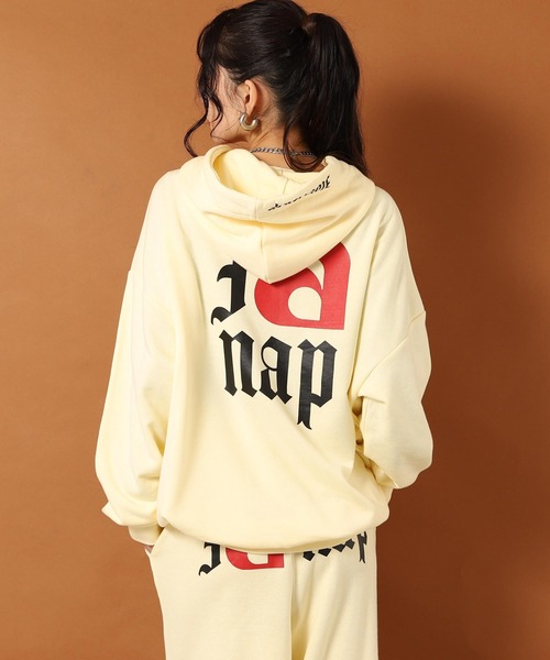 ANAP（アナップ）の「I LOVE anap プリント スウェット パーカー（スウェット・レディース・ブラック/グレー/ライトイエロー・F）」の17枚目の写真