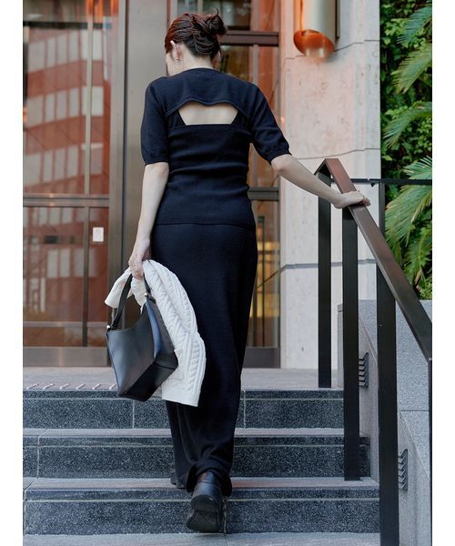 「macoto×MIESROHE」ビスチェ付きニットワンピース ブラック セール】【macoto×MIESROHE】ビスチェ付きニットワンピース