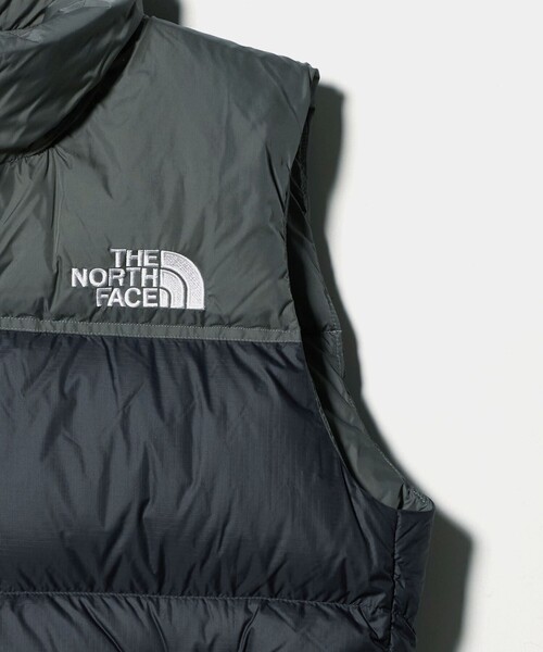 THE NORTH FACE（ザノースフェイス）の「＜THE NORTH FACE＞ヌプシ ベスト（ダウンベスト・メンズ・ブラック/ダークグレー・M/L）」の4枚目の写真