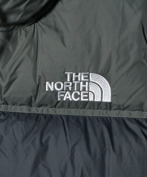 THE NORTH FACE（ザノースフェイス）の「＜THE NORTH FACE＞ヌプシ ベスト（ダウンベスト・メンズ・ブラック/ダークグレー・M/L）」の9枚目の写真