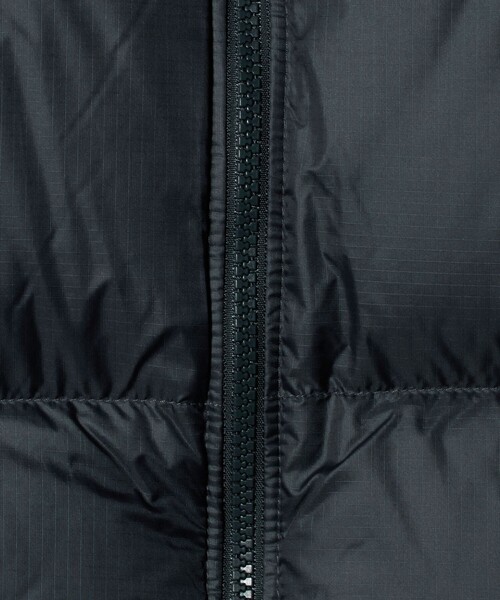 THE NORTH FACE（ザノースフェイス）の「＜THE NORTH FACE＞ヌプシ ベスト（ダウンベスト・メンズ・ブラック/ダークグレー・M/L）」の15枚目の写真