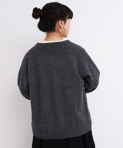 l'atelier du savon(アトリエドサボン)の「くるくるお花のゆるカーディガン(カーディガン/ボレロ・レディース・レッド/チャコールグレー/グレー・FREE)」の11枚目の写真