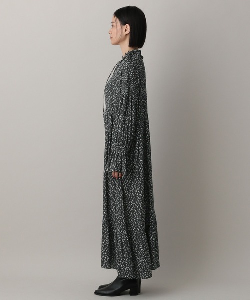 A part by(アパートバイ)の「フリルティアードワンピース(ワンピース・レディース・ベージュ/ブラック/レッド系その他6・FREE)」の15枚目の写真