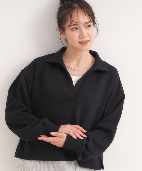 Cutie Blonde(キューティーブロンド)の「【なめらかタッチ/洗濯機可】スキッパーポロスウェット(スウェット・レディース・ワインレッド/ブラック/アイボリー・00)」の2枚目の写真