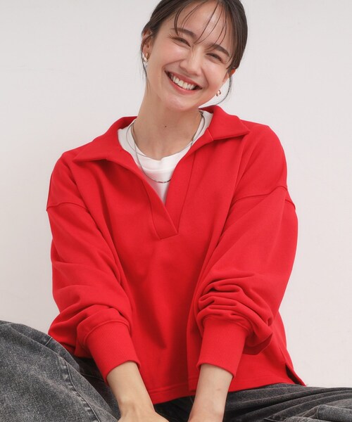 Cutie Blonde(キューティーブロンド)の「【なめらかタッチ/洗濯機可】スキッパーポロスウェット(スウェット・レディース・ワインレッド/ブラック/アイボリー・00)」の3枚目の写真