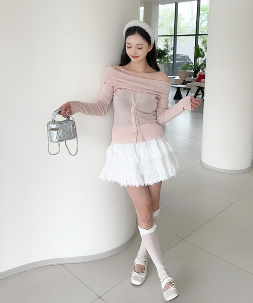 Jasmine Grandiflorum(ジャスミングランディフローラム)の「【Jasmine】2WAYフロントボタンデザインニットプルオーバー(ニット/セーター・レディース・アイボリー/ブラック/ピンク・FREE)」の17枚目の写真