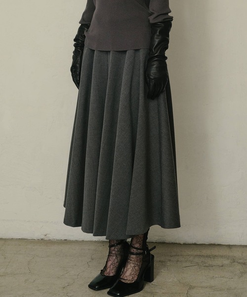 LE CIEL BLEU（ルシェルブルー）の「ストラクチャードサークルスカート / Structured Circle Skirt（スカート・レディース・キャメル/チャコールグレー・34/36/38）」の5枚目の写真