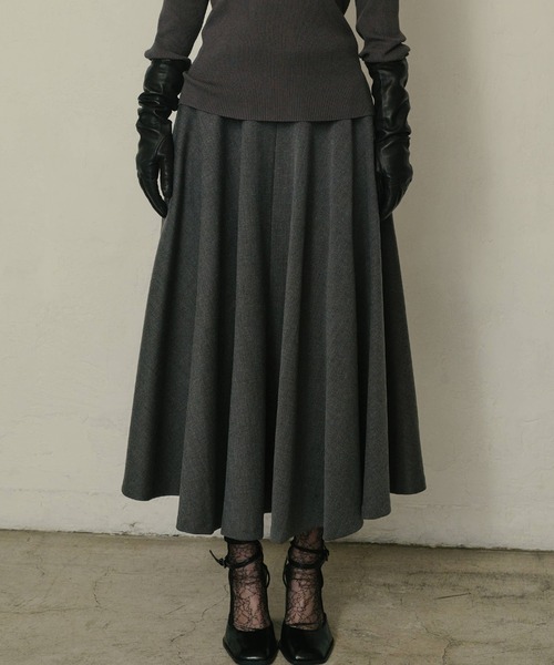 LE CIEL BLEU（ルシェルブルー）の「ストラクチャードサークルスカート / Structured Circle Skirt（スカート・レディース・キャメル/チャコールグレー・34/36/38）」の7枚目の写真