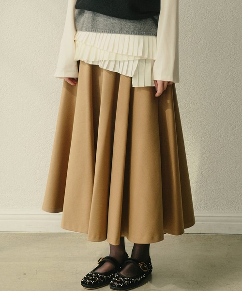 LE CIEL BLEU（ルシェルブルー）の「ストラクチャードサークルスカート / Structured Circle Skirt（スカート・レディース・キャメル/チャコールグレー・34/36/38）」の13枚目の写真
