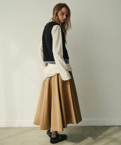 LE CIEL BLEU（ルシェルブルー）の「ストラクチャードサークルスカート / Structured Circle Skirt（スカート・レディース・キャメル/チャコールグレー・34/36/38）」の12枚目の写真