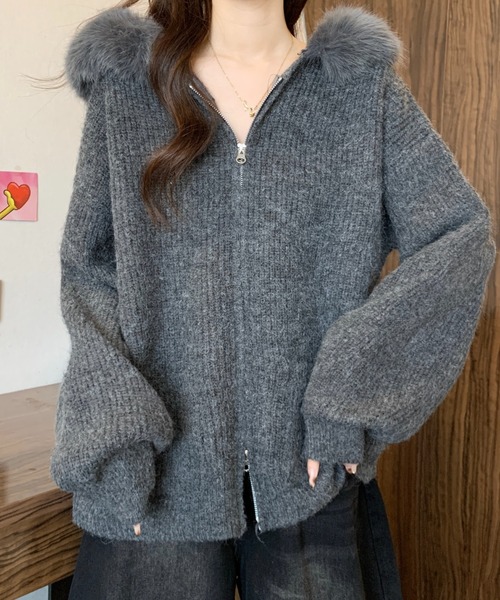 Sibra(シブラ)の「ファー取り外し可 フード付き リボンポケットニットジップカーディガン(カーディガン/ボレロ・レディース・アイボリー/ダークグレー・M)」の13枚目の写真