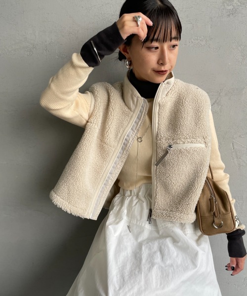 GYMPHLEX/ジムフレックス] COZY LIGHT ボアフリースショートベスト