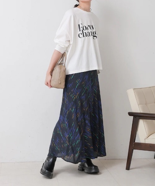 Bou Jeloud(ブージュルード)の「バイアスフレアスカート(スカート・レディース・ブラック/ブラウン・MEDIUM)」の1枚目の写真