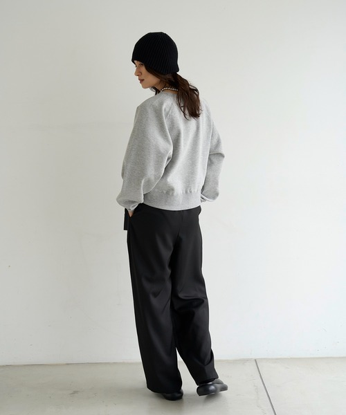 meilmada(メイルマダ)の「裏起毛ロゴ刺繍ショートスウェット(スウェット・レディース・ダークブラウン/グレー・FREE)」の9枚目の写真