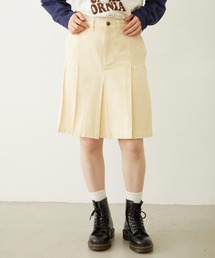 MILKFED.（ミルクフェド）の「PLEATED DENIM SKIRT（デニムスカート）」