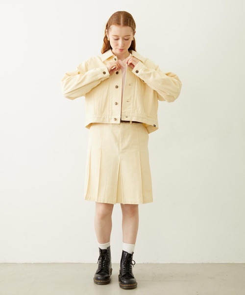 MILKFED.（ミルクフェド）の「PLEATED DENIM SKIRT（デニムスカート・レディース・オフホワイト/ライトブルー/ブラック・ONE SIZE）」の22枚目の写真