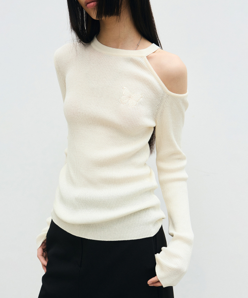 NICK&NICOLE（ニックアンドニコール）の「CUT OUT BUTTERFLY KNIT_CREAM（ニット/セーター・レディース・その他・FREE）」の2枚目の写真