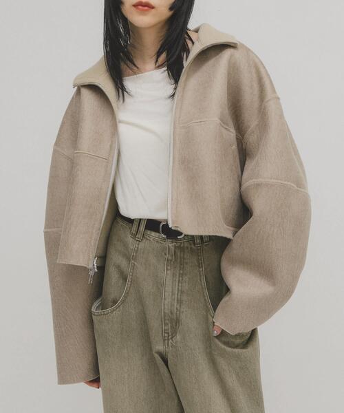 KBF（ケイビーエフ）の「リバーシブルボアジャケット（その他アウター・レディース・ベージュ/ブラック・ONE）」の6枚目の写真