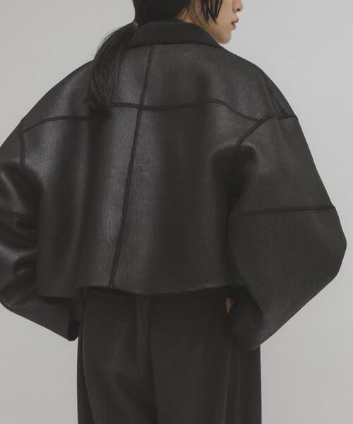 KBF（ケイビーエフ）の「リバーシブルボアジャケット（その他アウター・レディース・ベージュ/ブラック・ONE）」の18枚目の写真