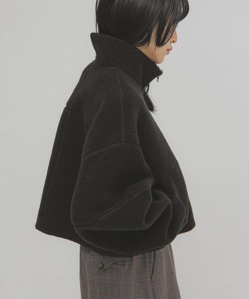 KBF（ケイビーエフ）の「リバーシブルボアジャケット（その他アウター・レディース・ベージュ/ブラック・ONE）」の21枚目の写真