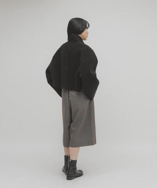 KBF（ケイビーエフ）の「リバーシブルボアジャケット（その他アウター・レディース・ベージュ/ブラック・ONE）」の22枚目の写真