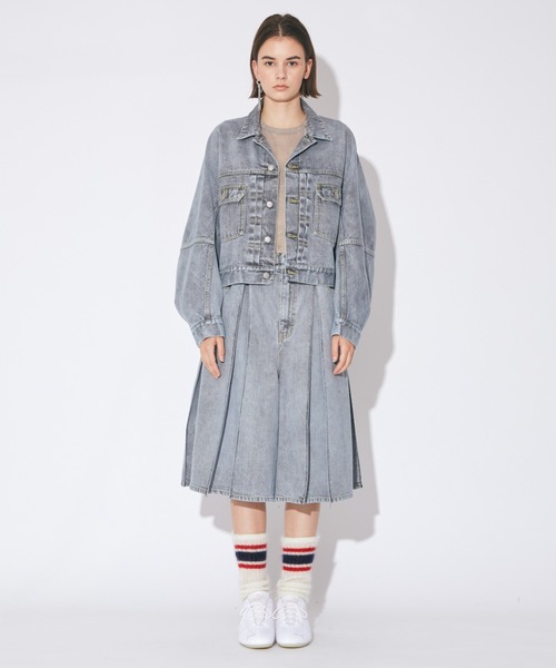 beautiful people（ビューティフルピープル）の「selvedge denim o/d  tuck skirt pants（デニムパンツ・レディース・サックスブルー/ベージュ・36/38）」の4枚目の写真